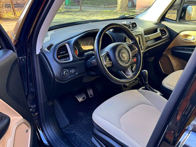 Черный Джип Ренегат, объемом двигателя 2.4 л и пробегом 120 тыс. км за 13500 $, фото 6 на Automoto.ua