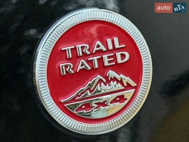 Черный Джип Ренегат, объемом двигателя 2.36 л и пробегом 172 тыс. км за 13331 $, фото 12 на Automoto.ua