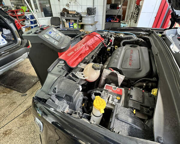 Черный Джип Ренегат, объемом двигателя 2.36 л и пробегом 126 тыс. км за 13000 $, фото 24 на Automoto.ua