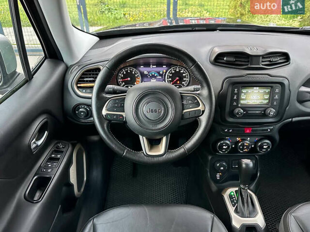 Джип Ренегат 2015 у Києві на Automoto.ua Чорний Джип Ренегат, об'ємом двигуна 2.4 л та пробігом 96 тис. км за 12600 $, фото 16 на Automoto.ua