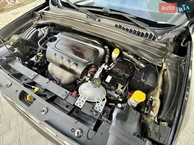 Джип Ренегат 2015 в Одессе на Automoto.ua Черный Джип Ренегат, объемом двигателя 2.36 л и пробегом 160 тыс. км за 11800 $, фото 72 на Automoto.ua