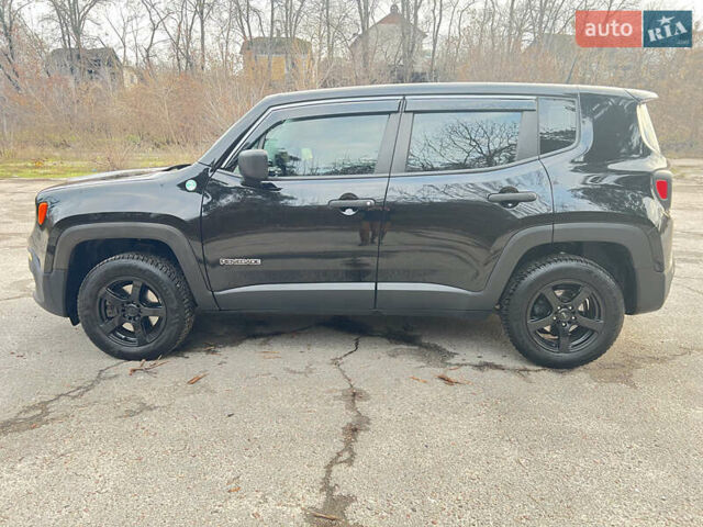Чорний Джип Ренегат, об'ємом двигуна 2.36 л та пробігом 137 тис. км за 11000 $, фото 2 на Automoto.ua
