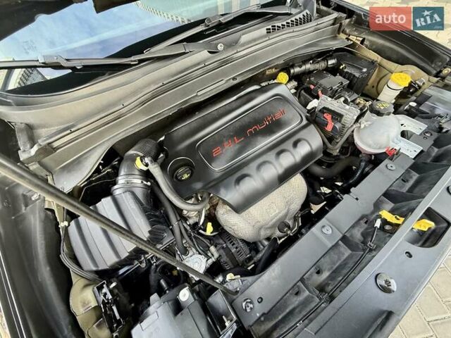 Джип Ренегат 2015 в Одессе на Automoto.ua Черный Джип Ренегат, объемом двигателя 2.36 л и пробегом 160 тыс. км за 11800 $, фото 71 на Automoto.ua