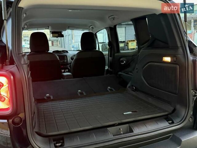 Черный Джип Ренегат, объемом двигателя 2.36 л и пробегом 172 тыс. км за 13331 $, фото 35 на Automoto.ua