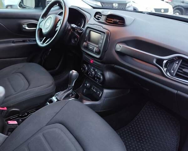 Чорний Джип Ренегат, об'ємом двигуна 2.36 л та пробігом 174 тис. км за 13300 $, фото 41 на Automoto.ua