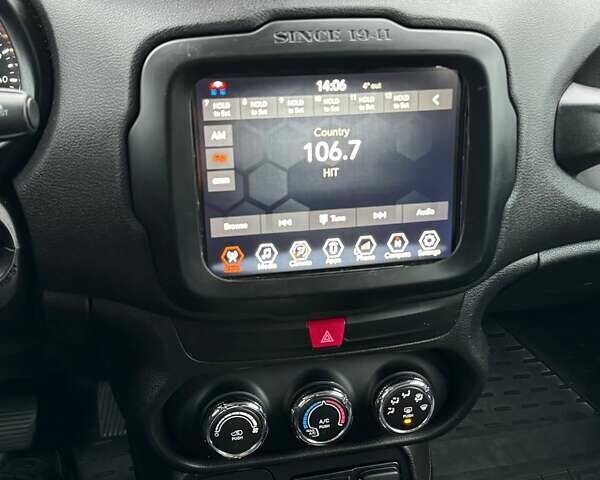 Чорний Джип Ренегат, об'ємом двигуна 2.36 л та пробігом 149 тис. км за 14200 $, фото 15 на Automoto.ua