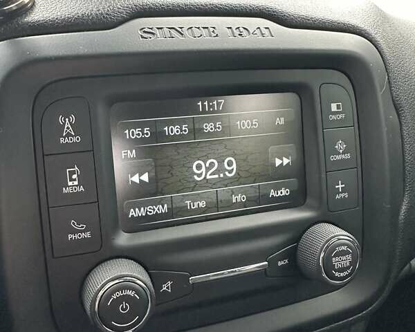 Чорний Джип Ренегат, об'ємом двигуна 2.36 л та пробігом 168 тис. км за 12300 $, фото 26 на Automoto.ua