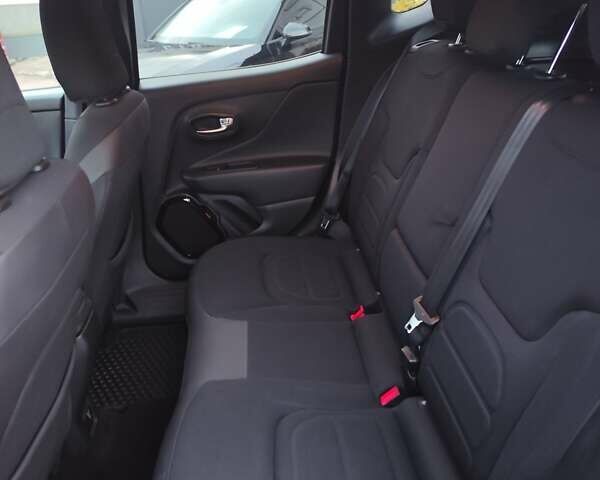 Чорний Джип Ренегат, об'ємом двигуна 2.36 л та пробігом 174 тис. км за 13300 $, фото 33 на Automoto.ua