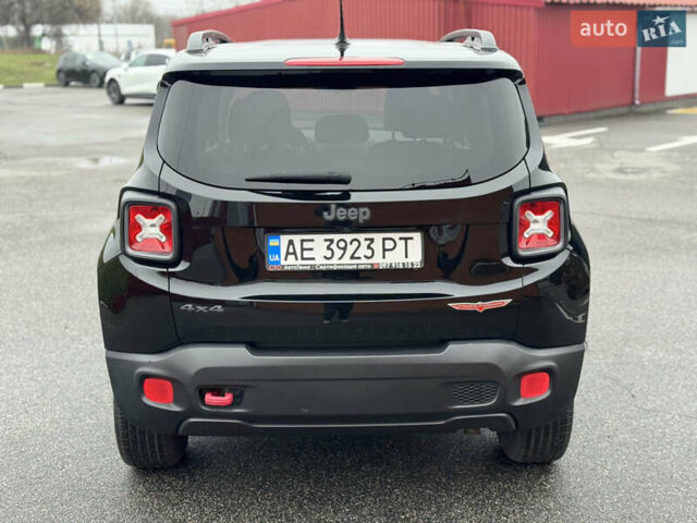 Чорний Джип Ренегат, об'ємом двигуна 2.4 л та пробігом 155 тис. км за 12800 $, фото 5 на Automoto.ua