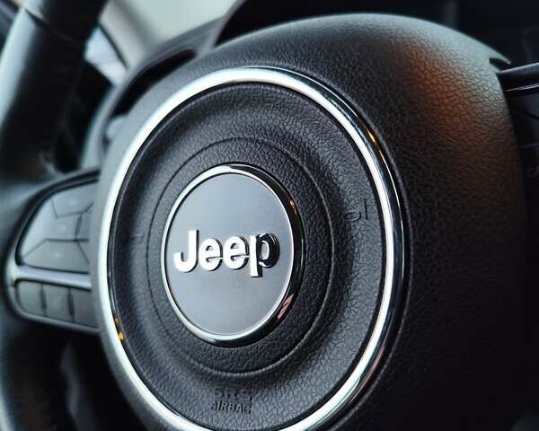 Чорний Джип Ренегат, об'ємом двигуна 2.36 л та пробігом 174 тис. км за 13300 $, фото 36 на Automoto.ua