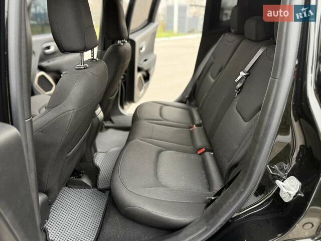 Чорний Джип Ренегат, об'ємом двигуна 2.36 л та пробігом 120 тис. км за 13500 $, фото 28 на Automoto.ua