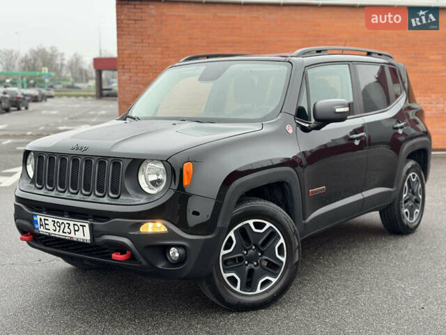 Чорний Джип Ренегат, об'ємом двигуна 2.4 л та пробігом 155 тис. км за 12800 $, фото 11 на Automoto.ua