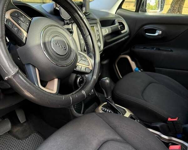 Черный Джип Ренегат, объемом двигателя 2.36 л и пробегом 99 тыс. км за 12900 $, фото 7 на Automoto.ua