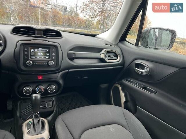 Черный Джип Ренегат, объемом двигателя 2.36 л и пробегом 167 тыс. км за 11999 $, фото 15 на Automoto.ua