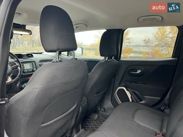 Черный Джип Ренегат, объемом двигателя 2.36 л и пробегом 167 тыс. км за 11999 $, фото 21 на Automoto.ua