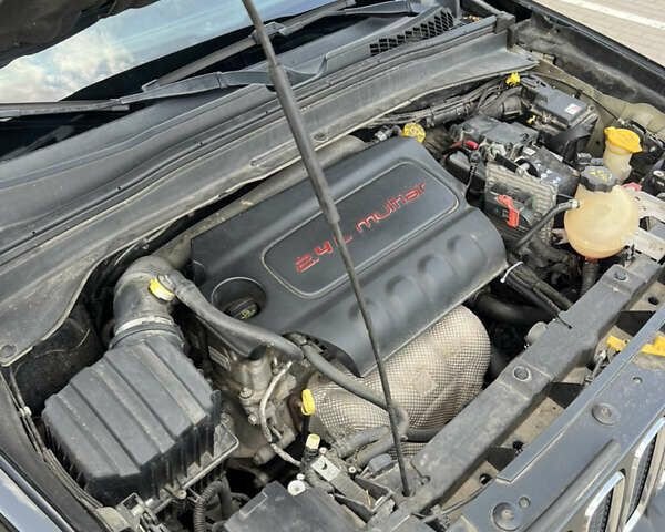 Джип Ренегат 2016 в Сумах на Automoto.ua Черный Джип Ренегат, объемом двигателя 2.36 л и пробегом 167 тыс. км за 12000 $, фото 74 на Automoto.ua