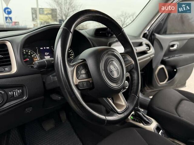 Чорний Джип Ренегат, об'ємом двигуна 2.36 л та пробігом 120 тис. км за 13500 $, фото 19 на Automoto.ua