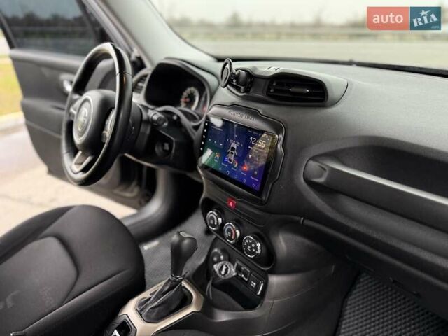 Чорний Джип Ренегат, об'ємом двигуна 2.36 л та пробігом 120 тис. км за 13500 $, фото 29 на Automoto.ua