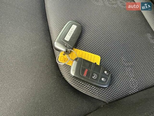 Черный Джип Ренегат, объемом двигателя 2.36 л и пробегом 190 тыс. км за 11800 $, фото 43 на Automoto.ua