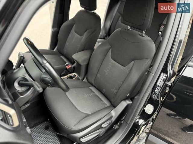 Чорний Джип Ренегат, об'ємом двигуна 2.36 л та пробігом 120 тис. км за 13500 $, фото 17 на Automoto.ua