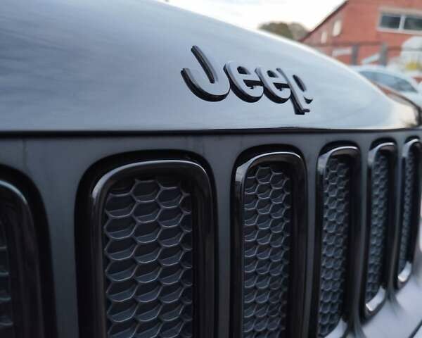 Чорний Джип Ренегат, об'ємом двигуна 2.36 л та пробігом 174 тис. км за 13300 $, фото 11 на Automoto.ua