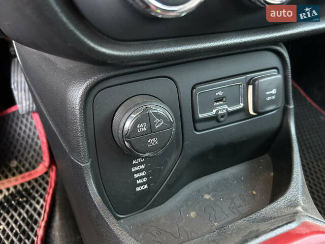 Черный Джип Ренегат, объемом двигателя 2.36 л и пробегом 165 тыс. км за 8500 $, фото 14 на Automoto.ua