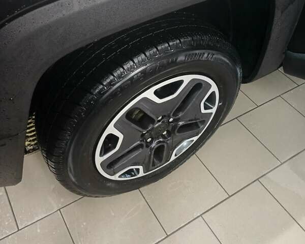 Черный Джип Ренегат, объемом двигателя 2.36 л и пробегом 165 тыс. км за 15000 $, фото 21 на Automoto.ua
