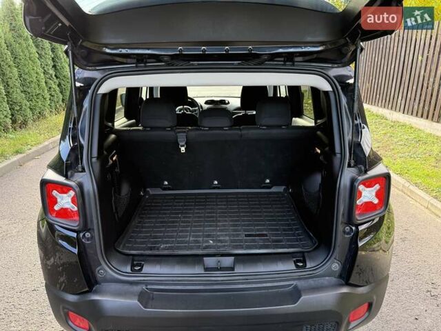 Черный Джип Ренегат, объемом двигателя 2.36 л и пробегом 190 тыс. км за 11800 $, фото 33 на Automoto.ua