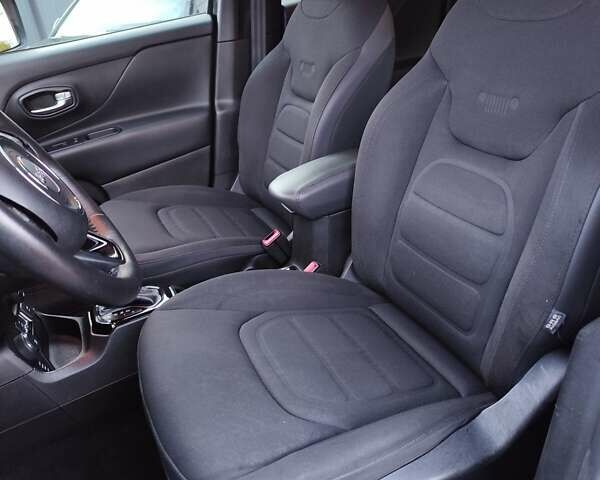 Чорний Джип Ренегат, об'ємом двигуна 2.36 л та пробігом 174 тис. км за 13300 $, фото 23 на Automoto.ua