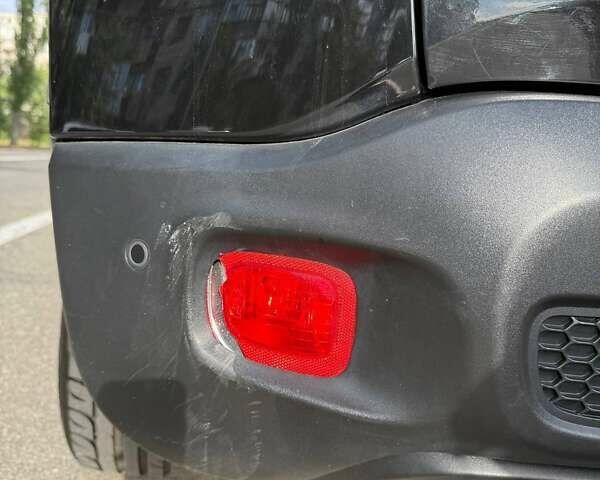 Черный Джип Ренегат, объемом двигателя 2.36 л и пробегом 99 тыс. км за 12900 $, фото 12 на Automoto.ua