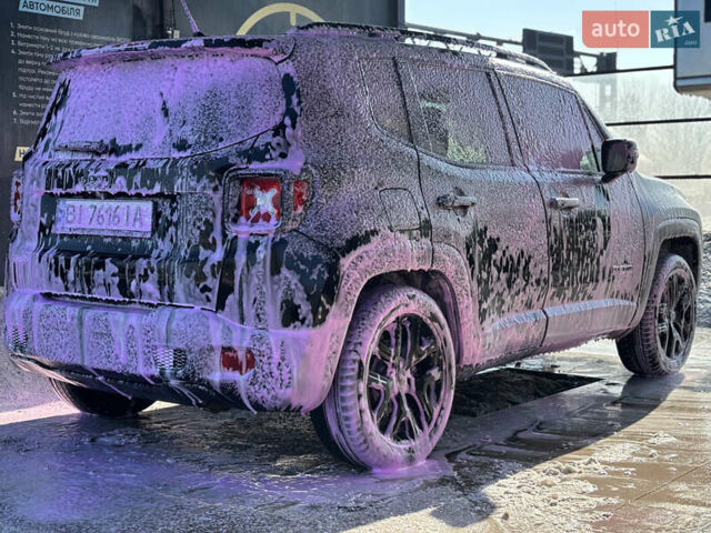 Черный Джип Ренегат, объемом двигателя 2.36 л и пробегом 116 тыс. км за 13500 $, фото 1 на Automoto.ua