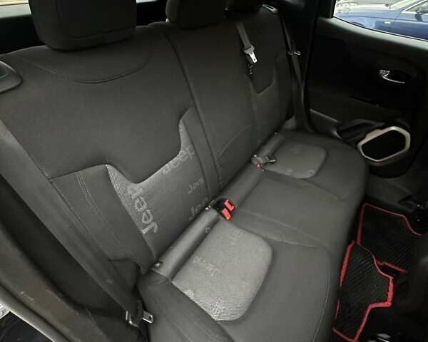 Чорний Джип Ренегат, об'ємом двигуна 2.36 л та пробігом 168 тис. км за 12300 $, фото 24 на Automoto.ua