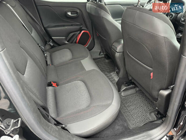 Чорний Джип Ренегат, об'ємом двигуна 2.4 л та пробігом 155 тис. км за 12800 $, фото 22 на Automoto.ua