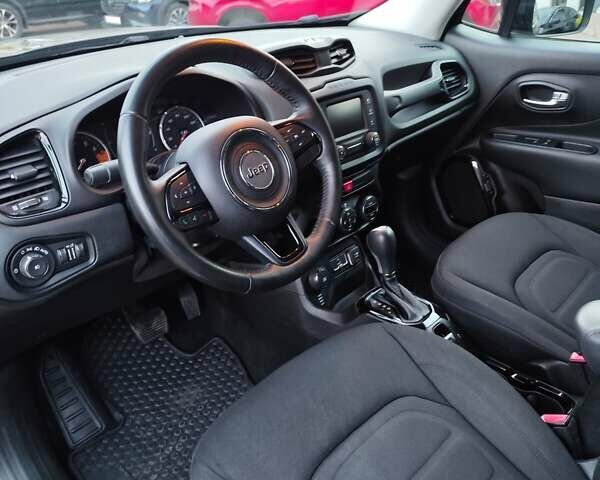 Чорний Джип Ренегат, об'ємом двигуна 2.36 л та пробігом 174 тис. км за 13300 $, фото 22 на Automoto.ua