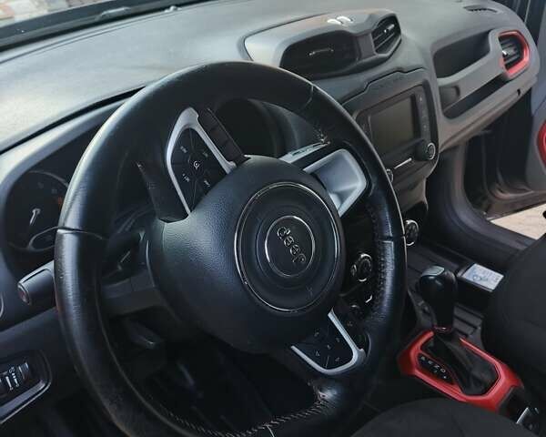Черный Джип Ренегат, объемом двигателя 2.36 л и пробегом 165 тыс. км за 15000 $, фото 11 на Automoto.ua