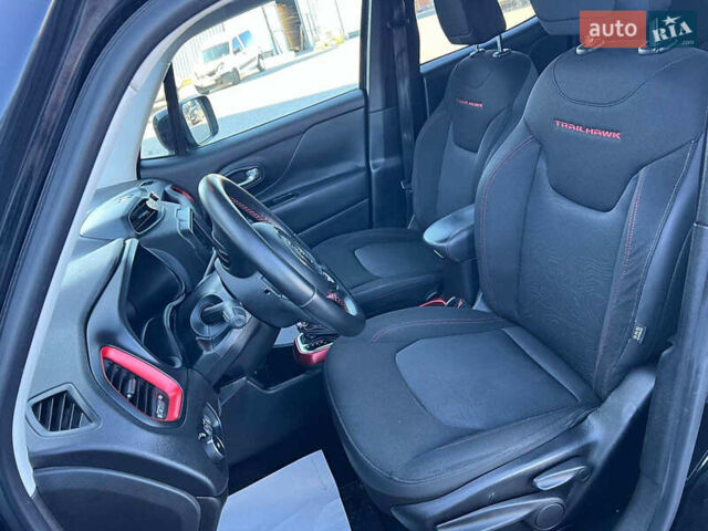 Черный Джип Ренегат, объемом двигателя 2.4 л и пробегом 76 тыс. км за 12990 $, фото 18 на Automoto.ua