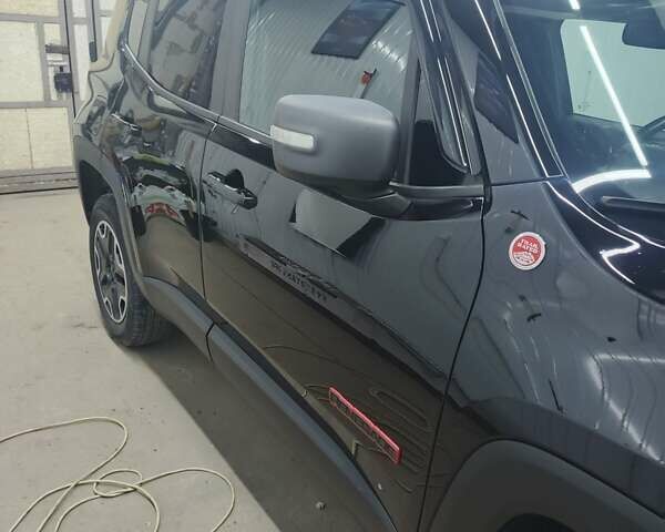 Джип Ренегат 2017 у Ирпене на Automoto.ua Чорний Джип Ренегат, об'ємом двигуна 2.36 л та пробігом 170 тис. км за 13500 $, фото 9 на Automoto.ua