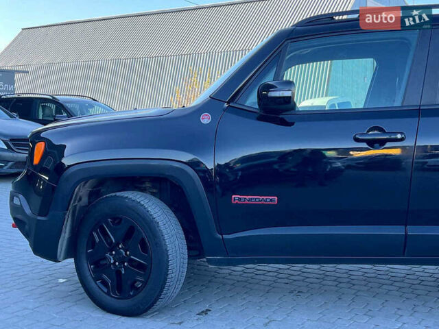 Черный Джип Ренегат, объемом двигателя 2.4 л и пробегом 76 тыс. км за 12990 $, фото 2 на Automoto.ua