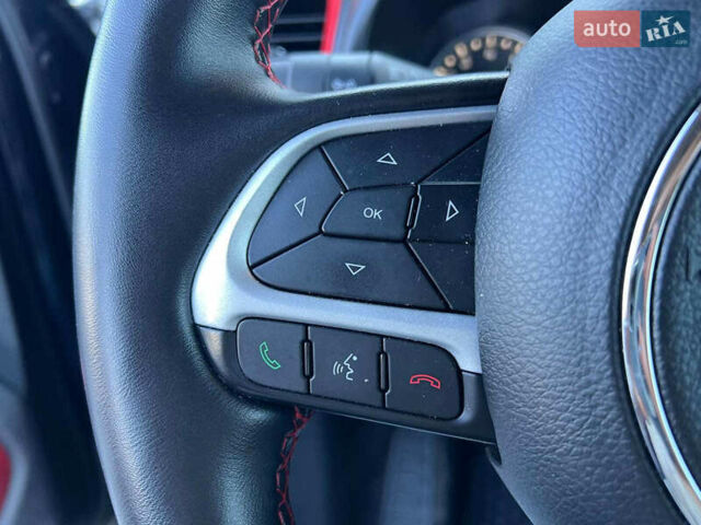 Черный Джип Ренегат, объемом двигателя 2.4 л и пробегом 76 тыс. км за 12990 $, фото 24 на Automoto.ua