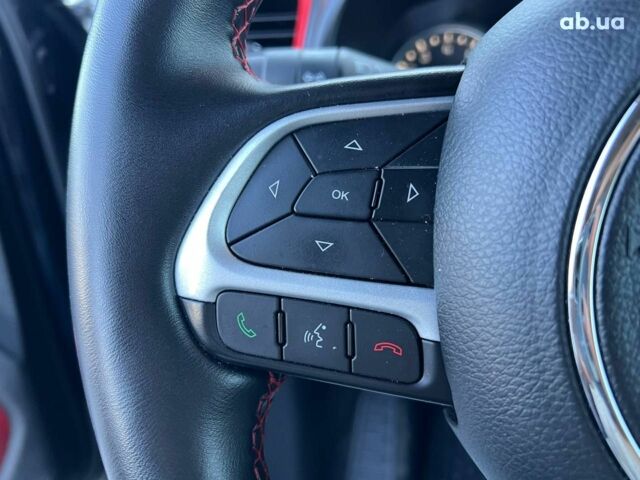 Черный Джип Ренегат, объемом двигателя 2.4 л и пробегом 76 тыс. км за 12990 $, фото 23 на Automoto.ua