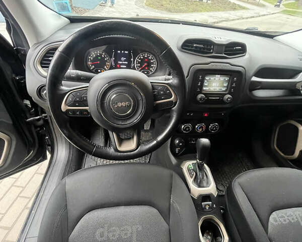 Черный Джип Ренегат, объемом двигателя 2.36 л и пробегом 190 тыс. км за 12500 $, фото 9 на Automoto.ua