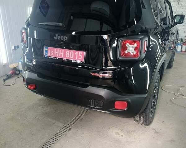 Джип Ренегат 2017 у Ирпене на Automoto.ua Чорний Джип Ренегат, об'ємом двигуна 2.36 л та пробігом 170 тис. км за 13500 $, фото 7 на Automoto.ua