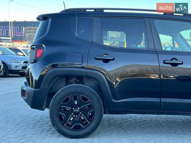 Черный Джип Ренегат, объемом двигателя 2.4 л и пробегом 76 тыс. км за 12990 $, фото 8 на Automoto.ua