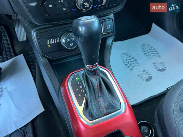 Черный Джип Ренегат, объемом двигателя 2.4 л и пробегом 76 тыс. км за 12990 $, фото 33 на Automoto.ua