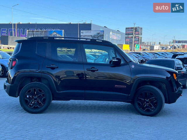 Черный Джип Ренегат, объемом двигателя 2.4 л и пробегом 76 тыс. км за 12990 $, фото 9 на Automoto.ua