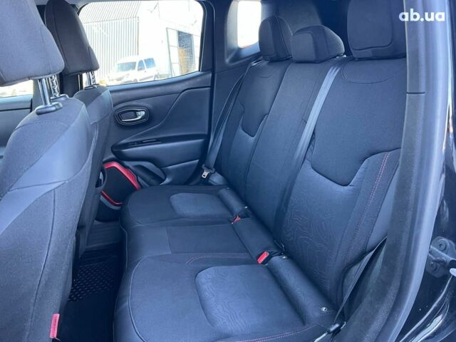 Черный Джип Ренегат, объемом двигателя 2.4 л и пробегом 76 тыс. км за 12990 $, фото 38 на Automoto.ua