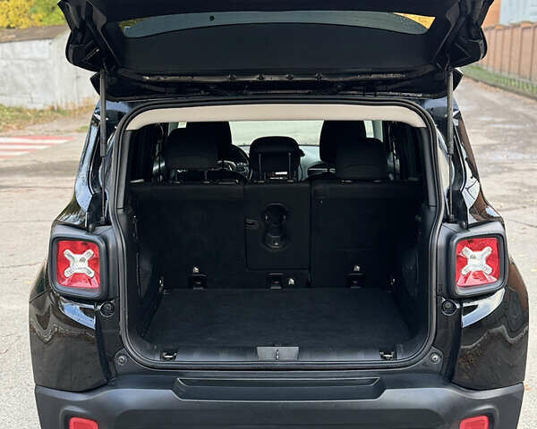 Джип Ренегат 2017 в Броварах на Automoto.ua Черный Джип Ренегат, объемом двигателя 2.4 л и пробегом 76 тыс. км за 12400 $, фото 21 на Automoto.ua