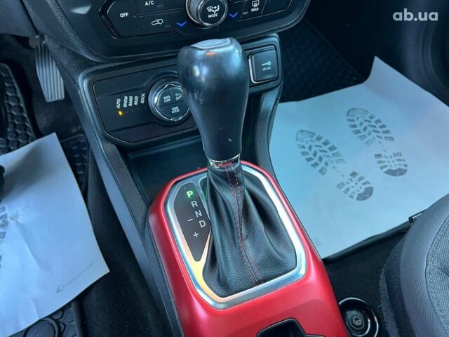 Черный Джип Ренегат, объемом двигателя 2.4 л и пробегом 76 тыс. км за 12990 $, фото 32 на Automoto.ua