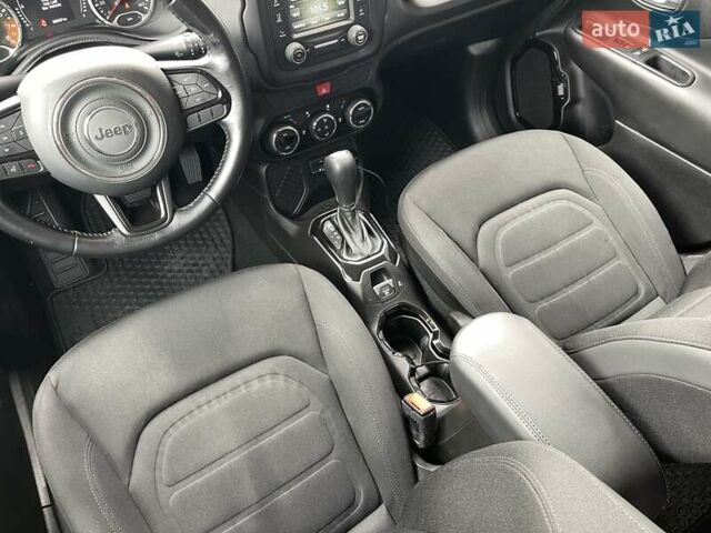 Чорний Джип Ренегат, об'ємом двигуна 2.36 л та пробігом 88 тис. км за 12500 $, фото 54 на Automoto.ua