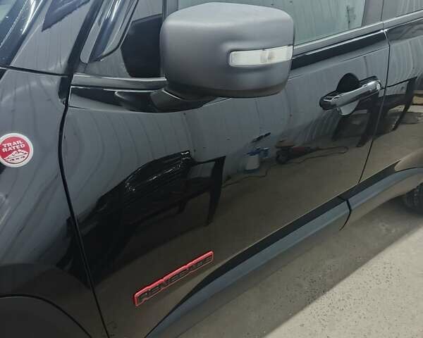 Джип Ренегат 2017 у Ирпене на Automoto.ua Чорний Джип Ренегат, об'ємом двигуна 2.36 л та пробігом 170 тис. км за 13500 $, фото 5 на Automoto.ua